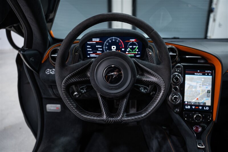 Used 2019 McLaren 720S Performance photo 19