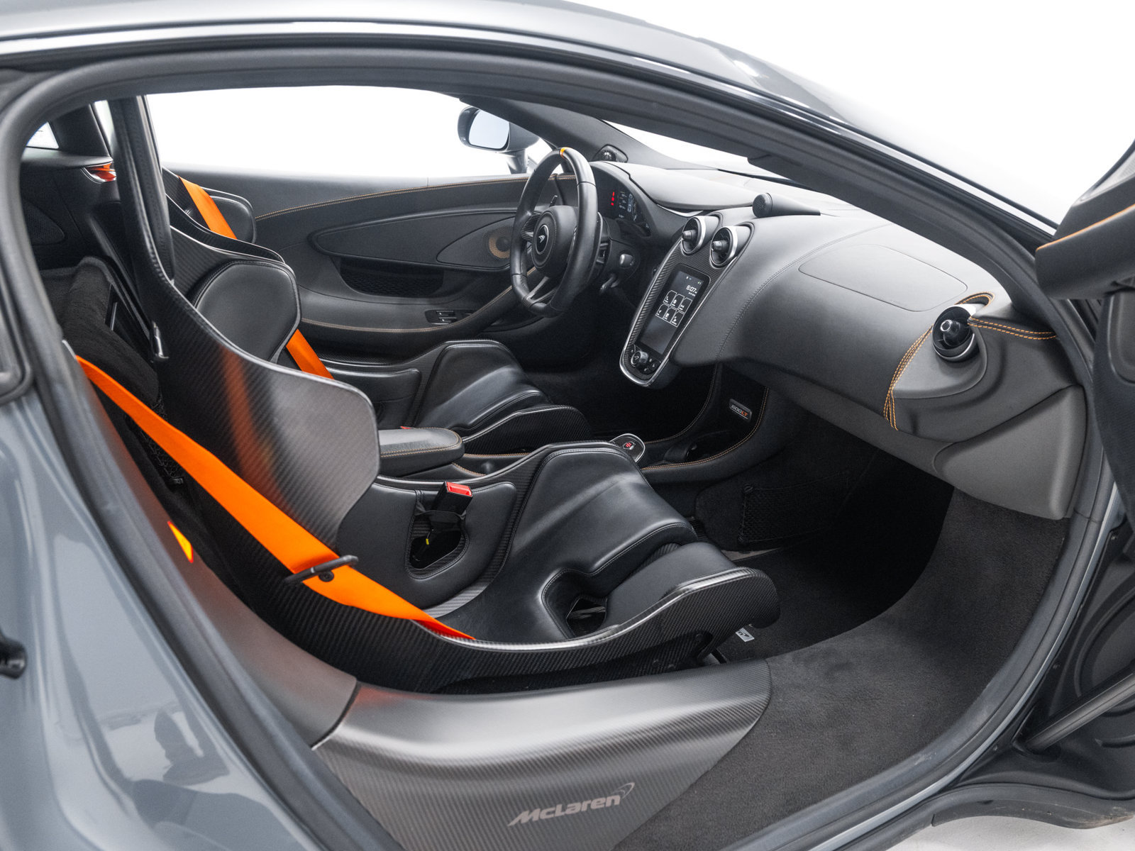 Used 2019 McLaren 600LT photo 40