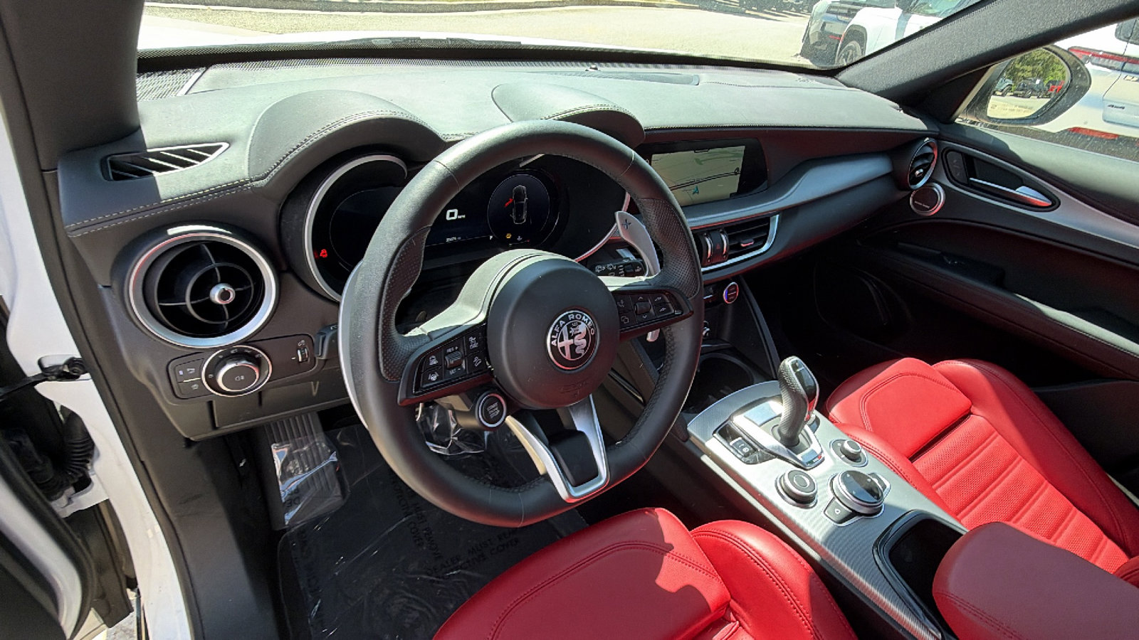 2025 Alfa Romeo Stelvio Sprint