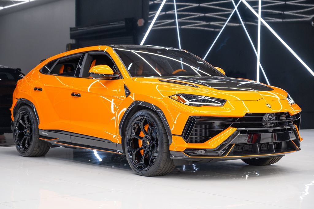 Used 2023 Lamborghini Urus Performante