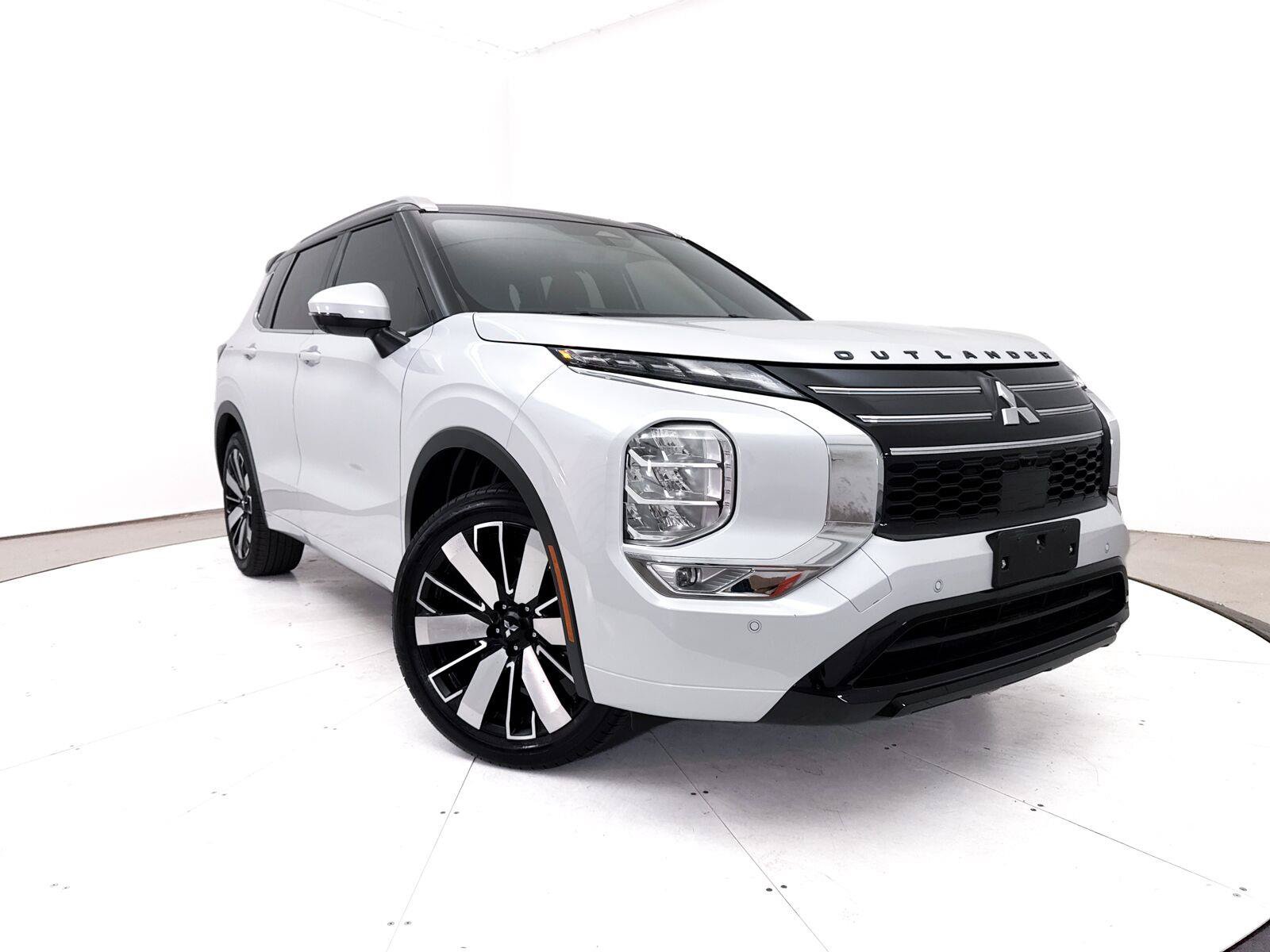 Used 2025 Mitsubishi Outlander SEL