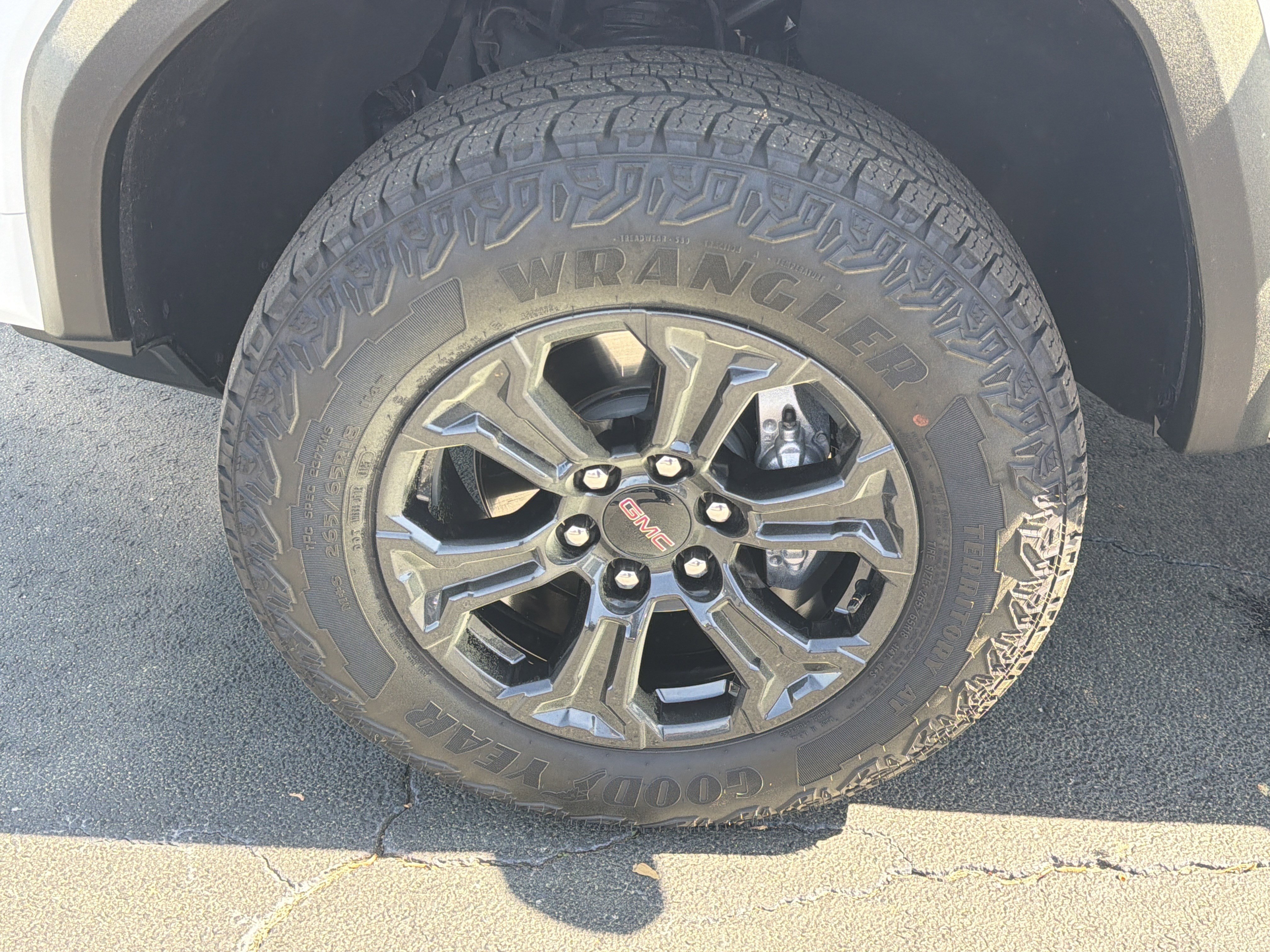 2025 GMC Canyon Elevation