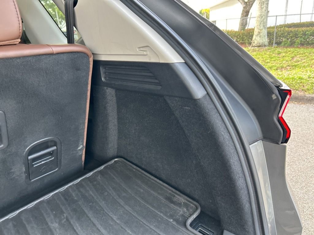 2022 Acura MDX FWD w/ Technology Package