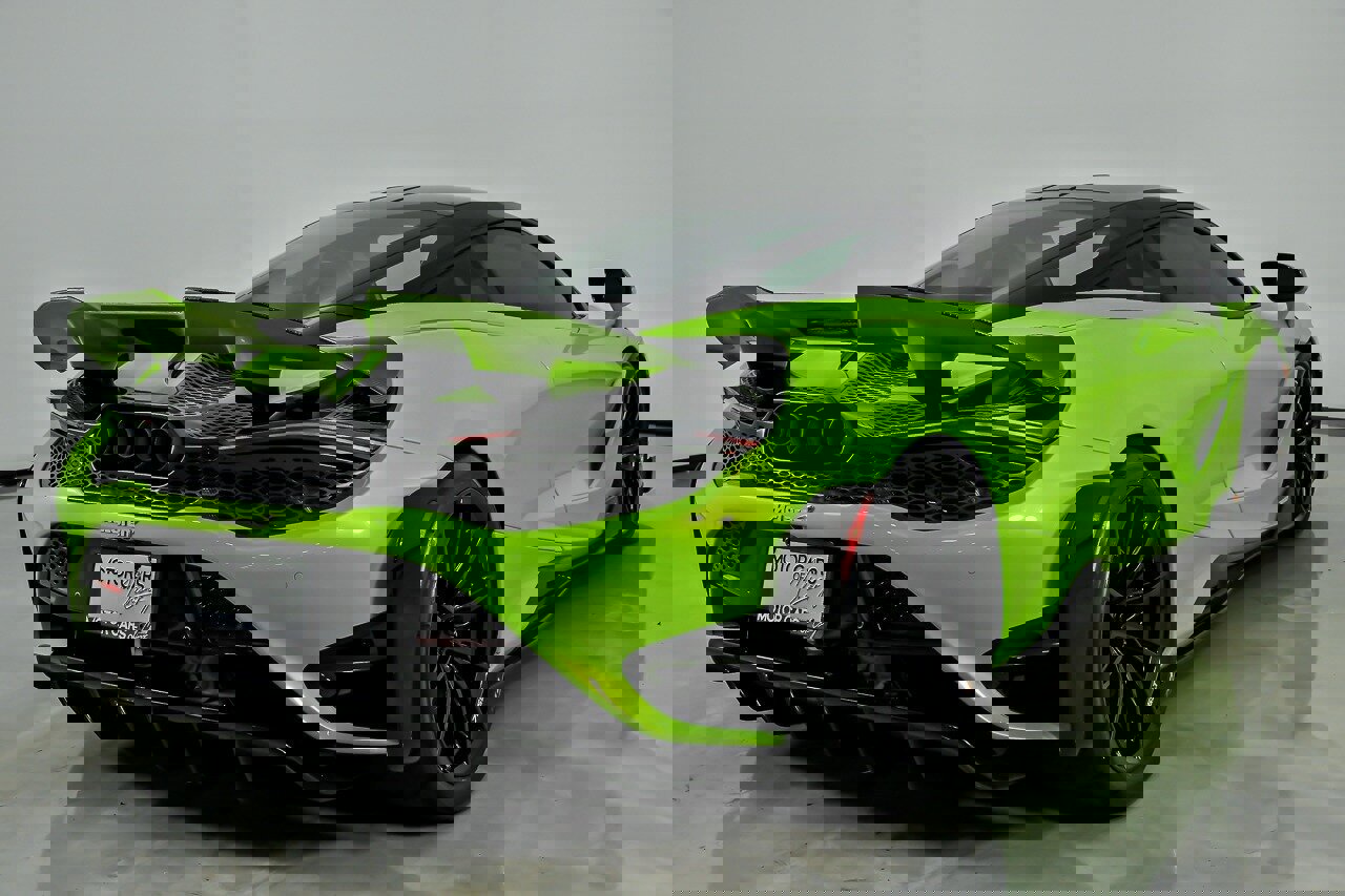 Used 2021 McLaren 765LT photo 12