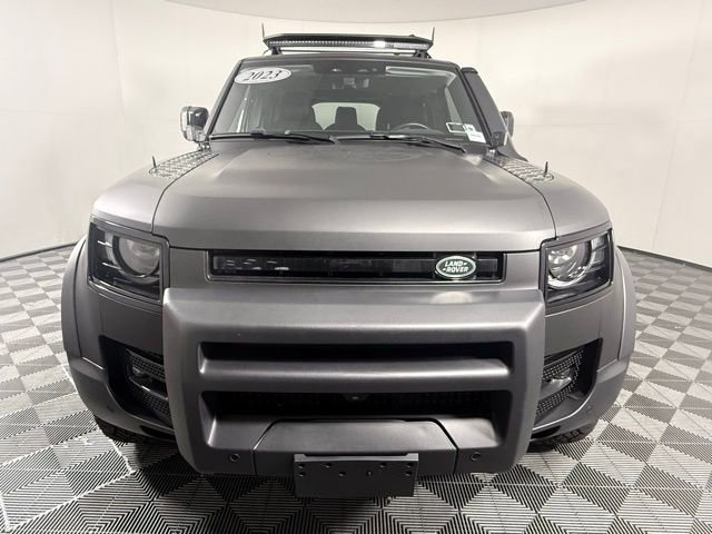 2023 Land Rover Defender 130 SE