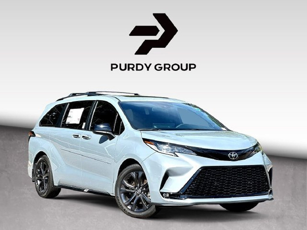 New 2026 Toyota Sienna XSE