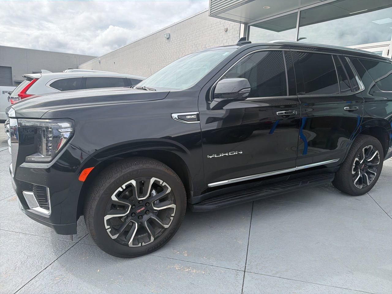2022 GMC Yukon SLT