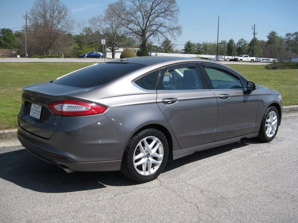 2013 Ford Fusion SE