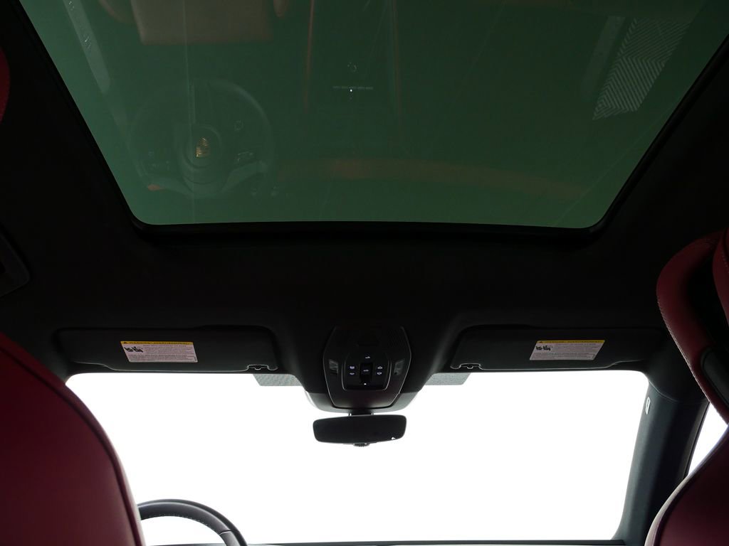 2025 Porsche Macan 4 Electric