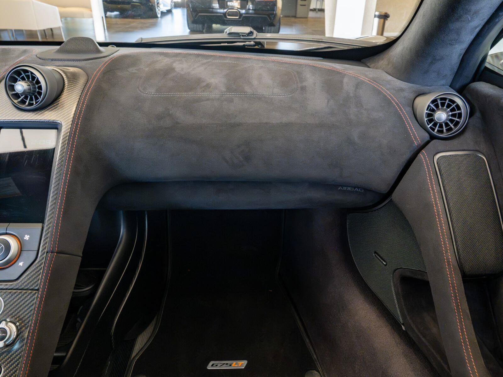 Used 2016 McLaren 675LT Coupe photo 80