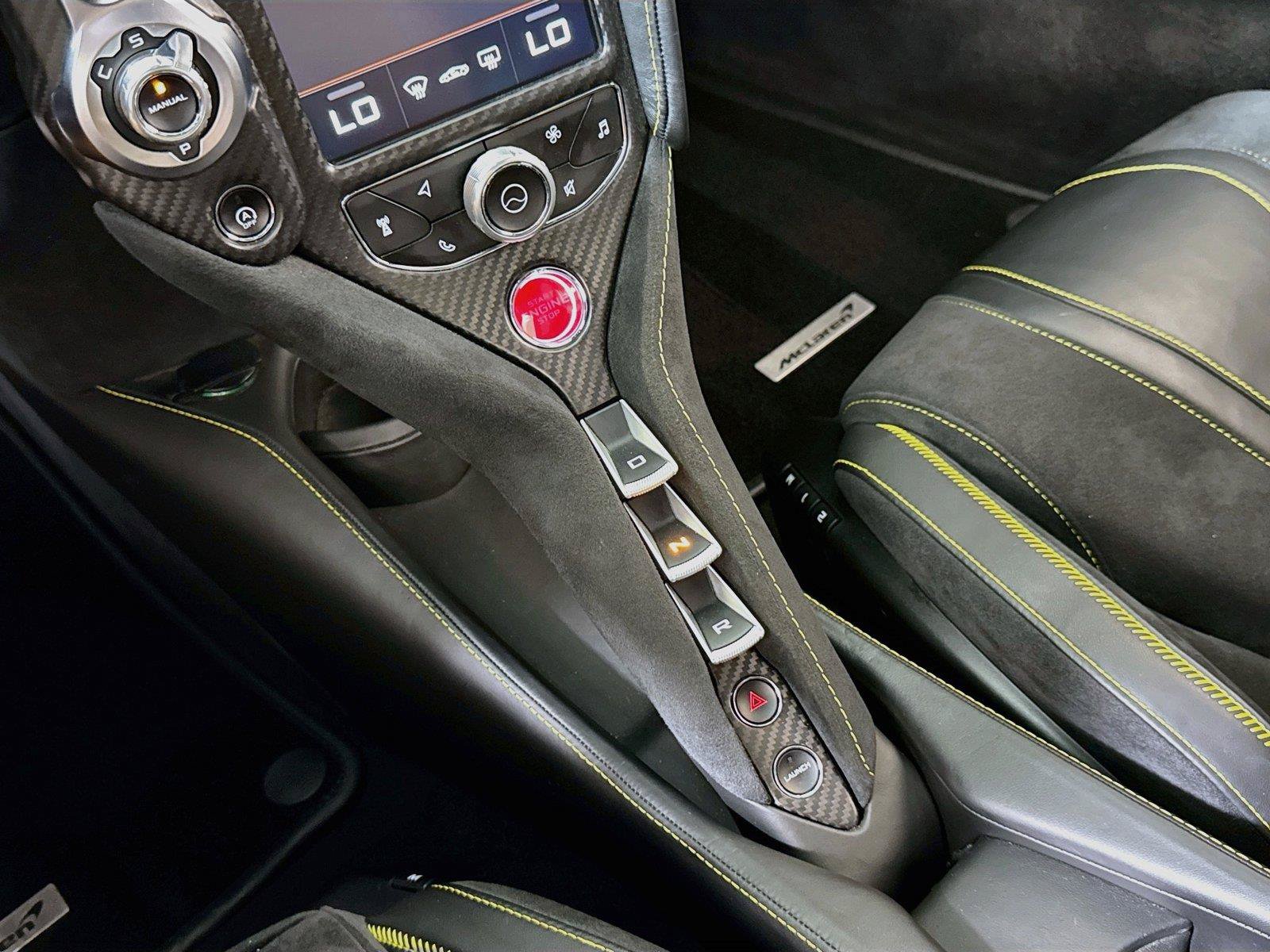 Used 2018 McLaren 720S Performance photo 19