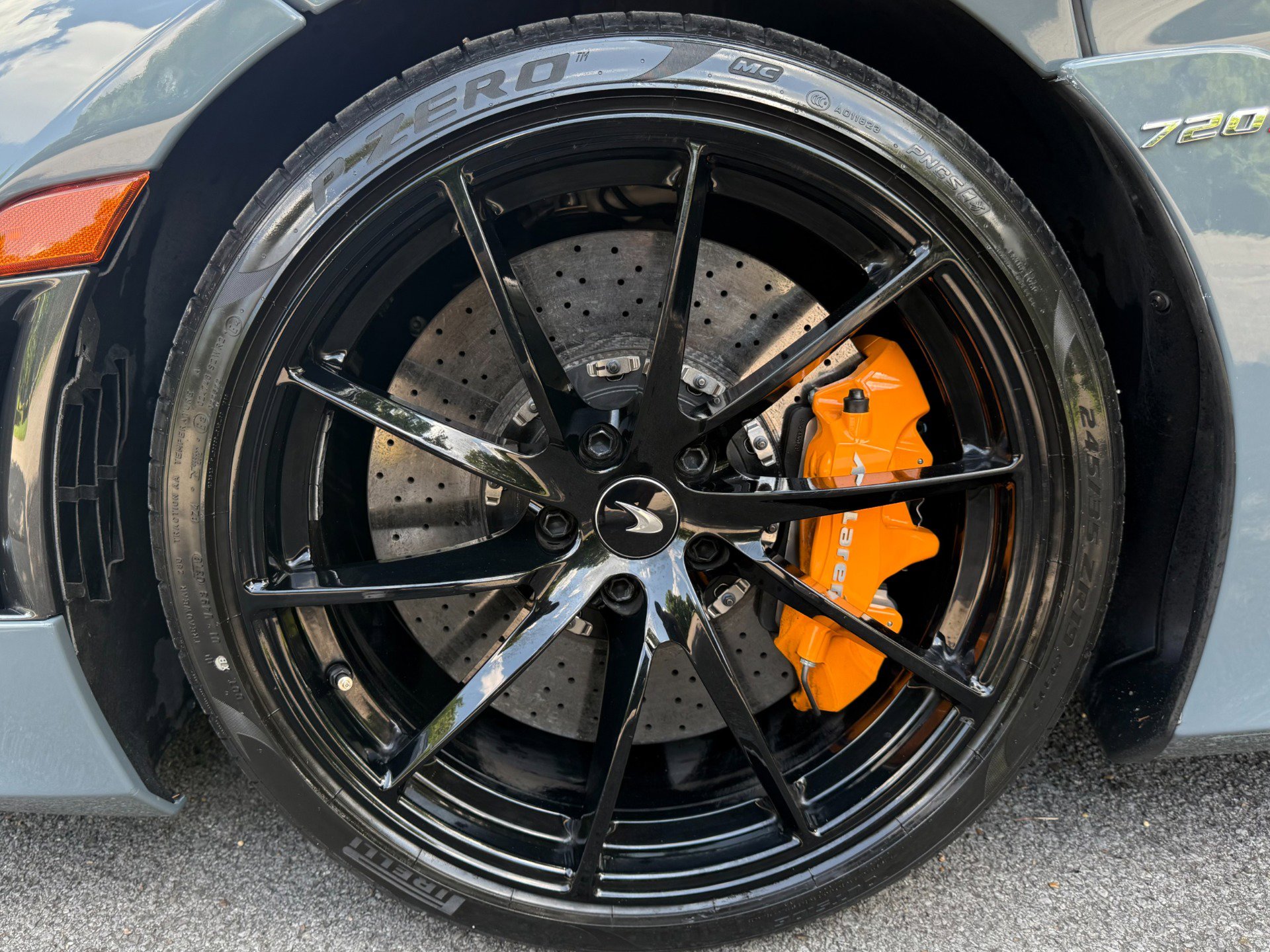 Used 2019 McLaren 720S Performance photo 54