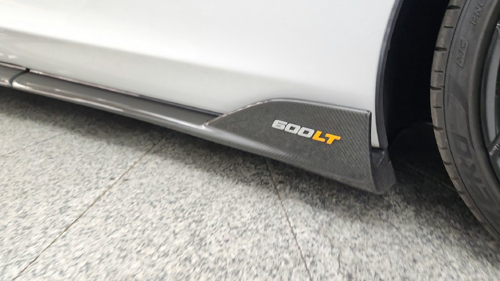 Used 2019 McLaren 600LT photo 30