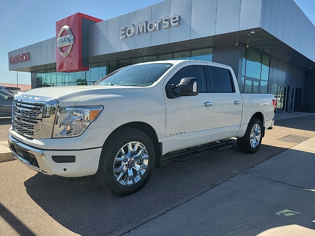 Used 2024 Nissan Titan SV w/ SV Convenience Package