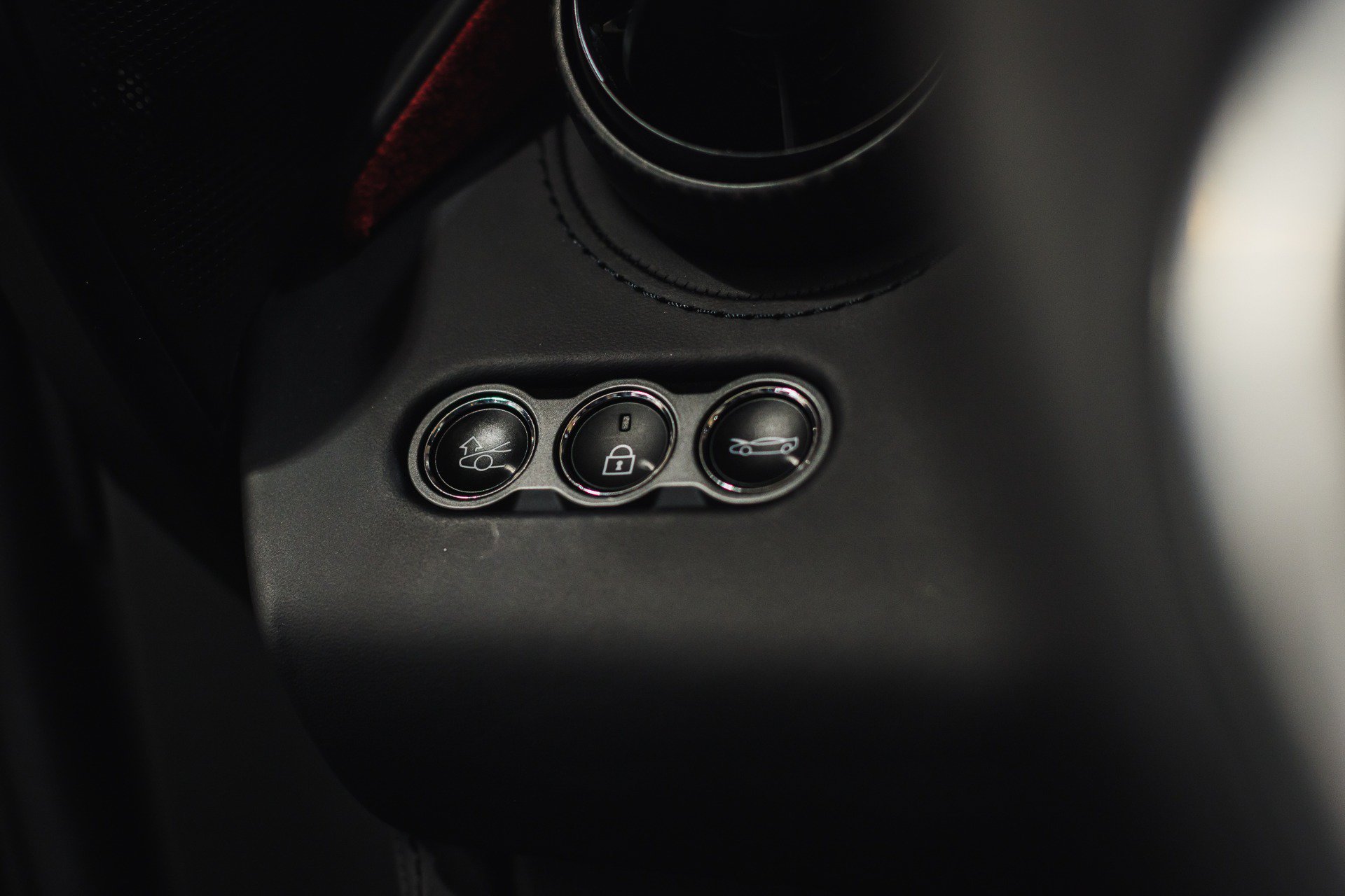Used 2024 McLaren 750S Spider photo 27