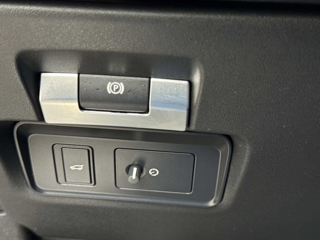 2023 Land Rover Range Rover Evoque R-Dynamic S