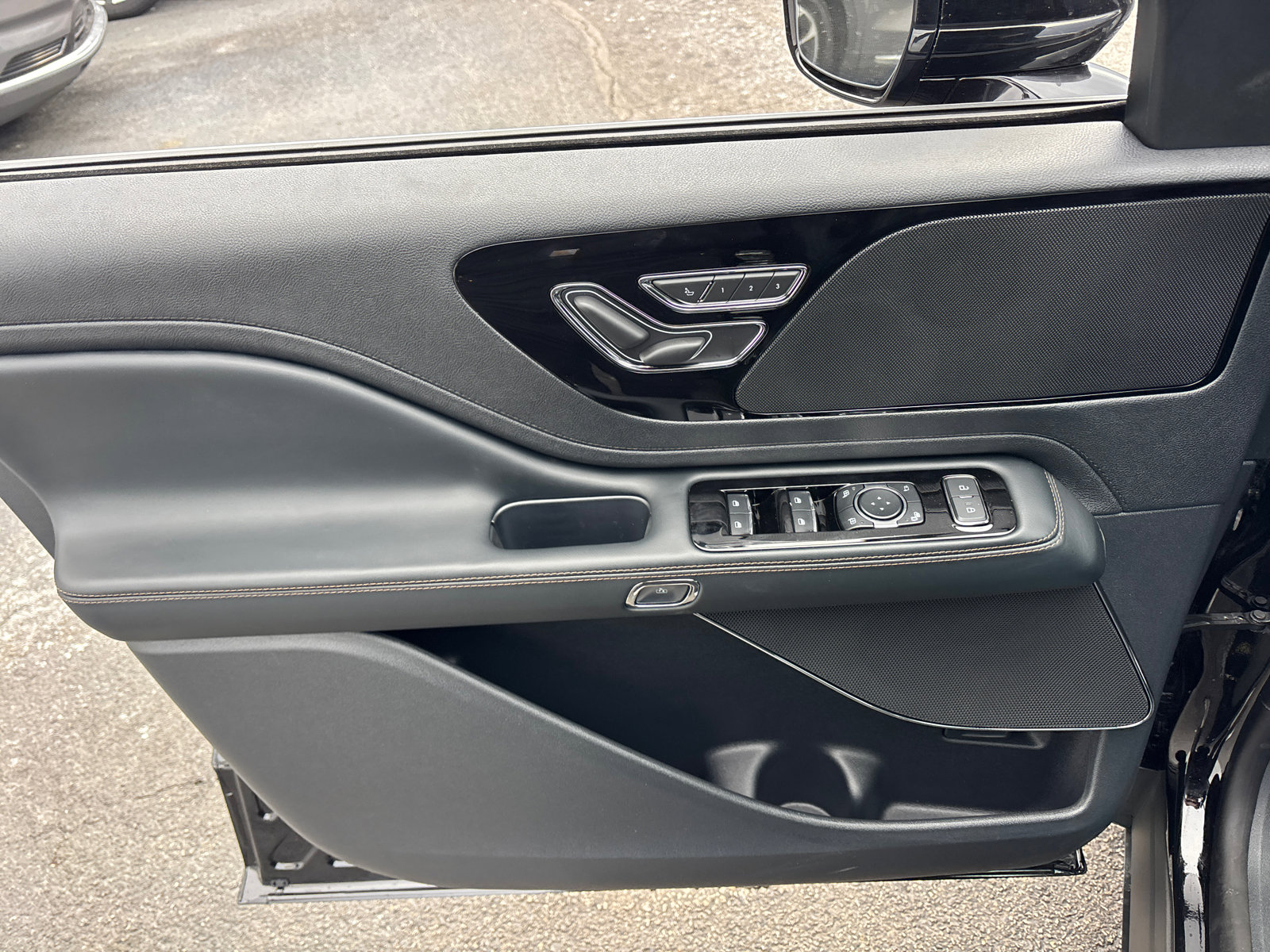 2026 Lincoln Aviator AWD