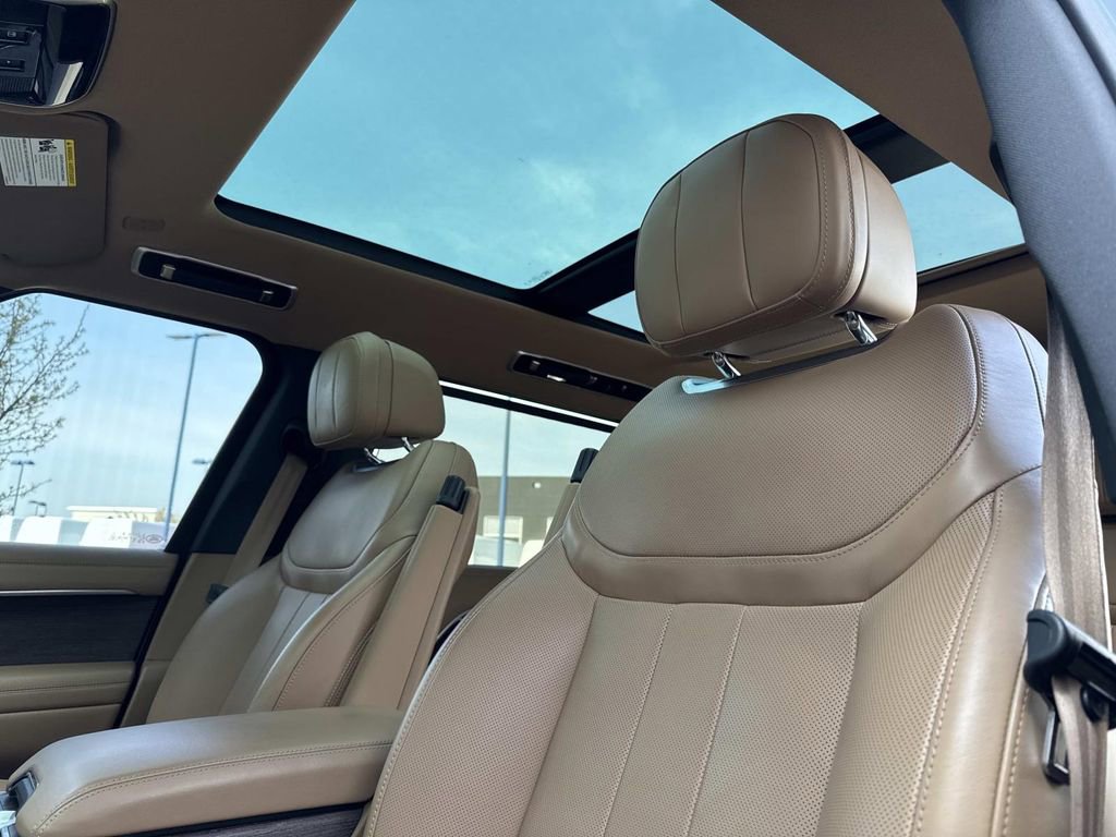 2023 Land Rover Range Rover Long Wheelbase SE