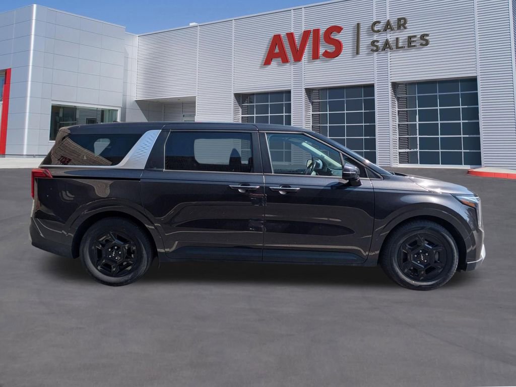 2025 Kia Carnival