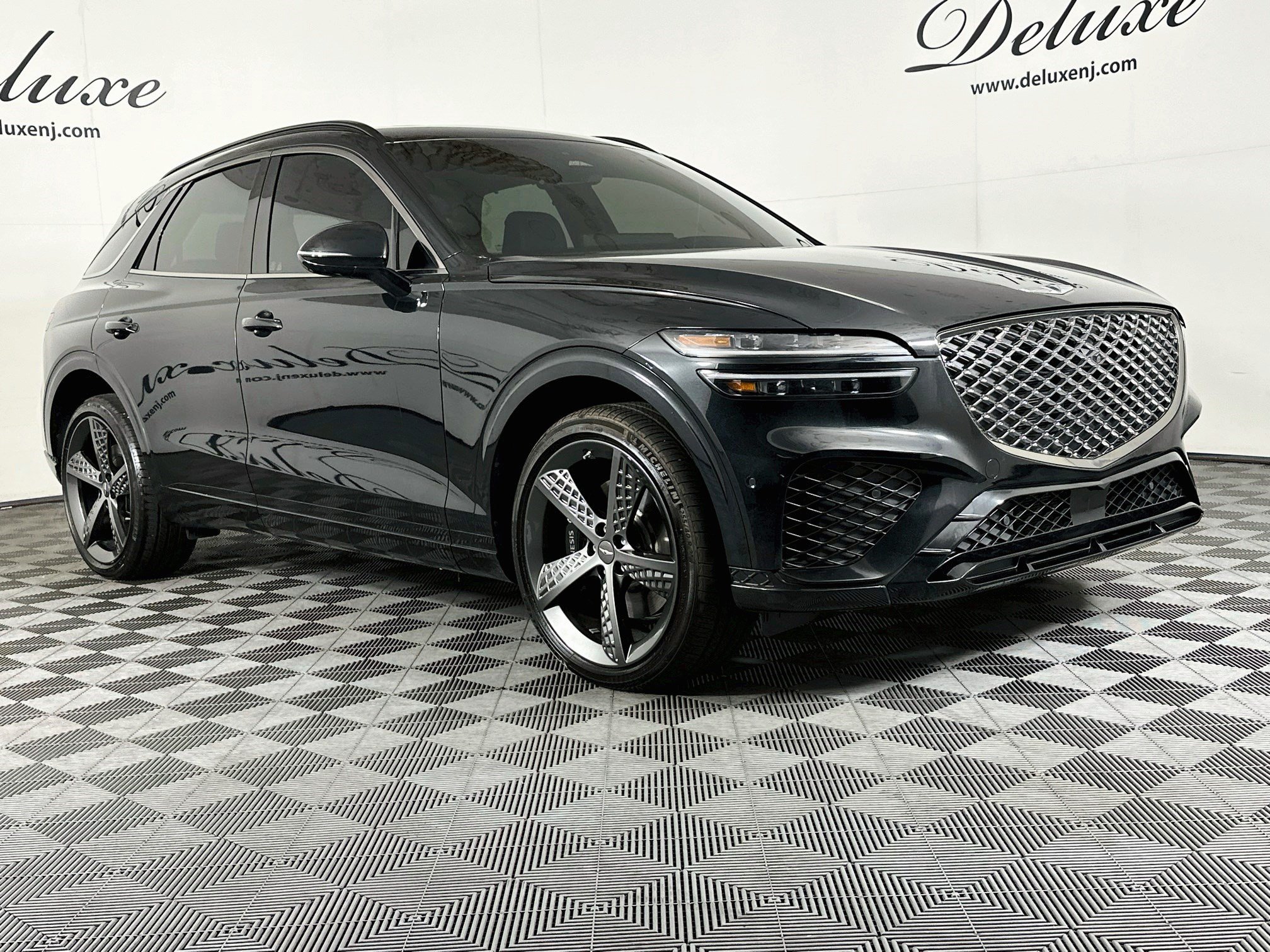 Used 2025 Genesis GV70 2.5T w/ Sport Prestige Package