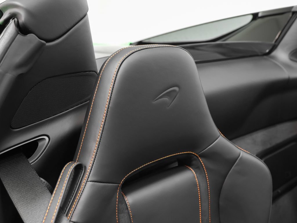 Used 2025 McLaren 750S Spider photo 21
