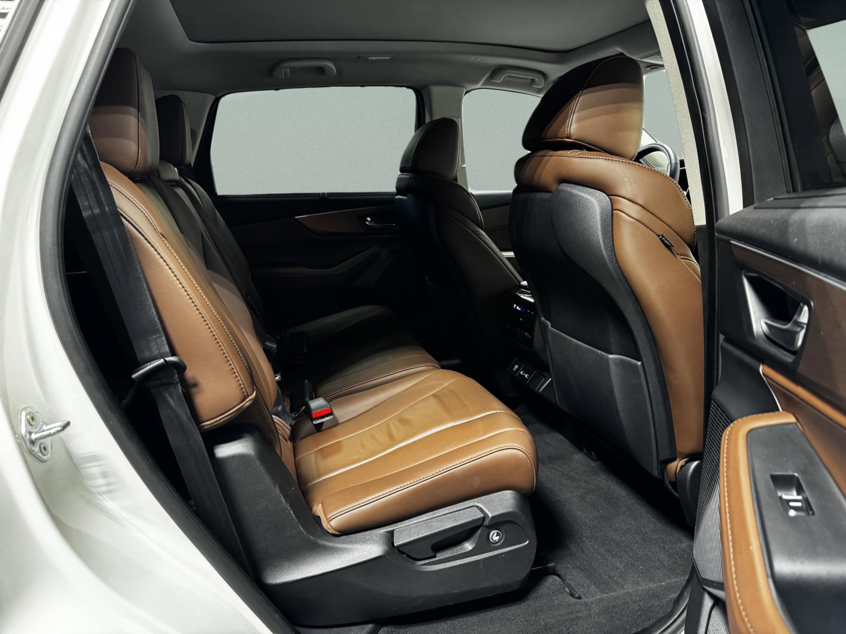 2023 Acura MDX FWD w/ Technology Package