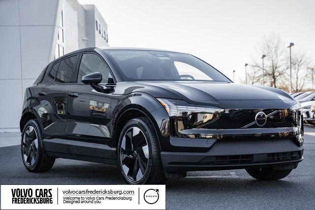New 2026 Volvo EX30 Plus w/ Climate Package