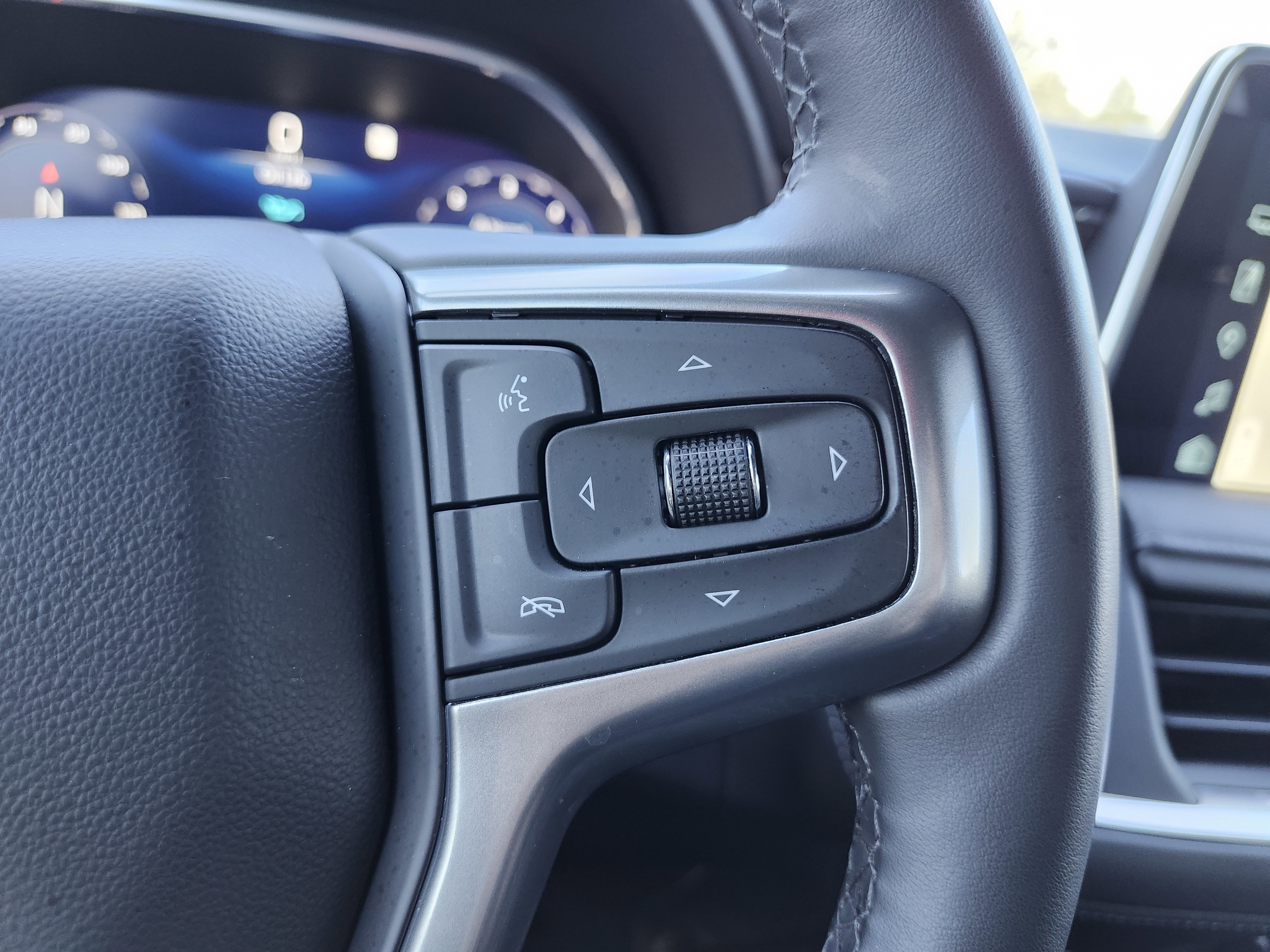 2023 Chevrolet Suburban Z71