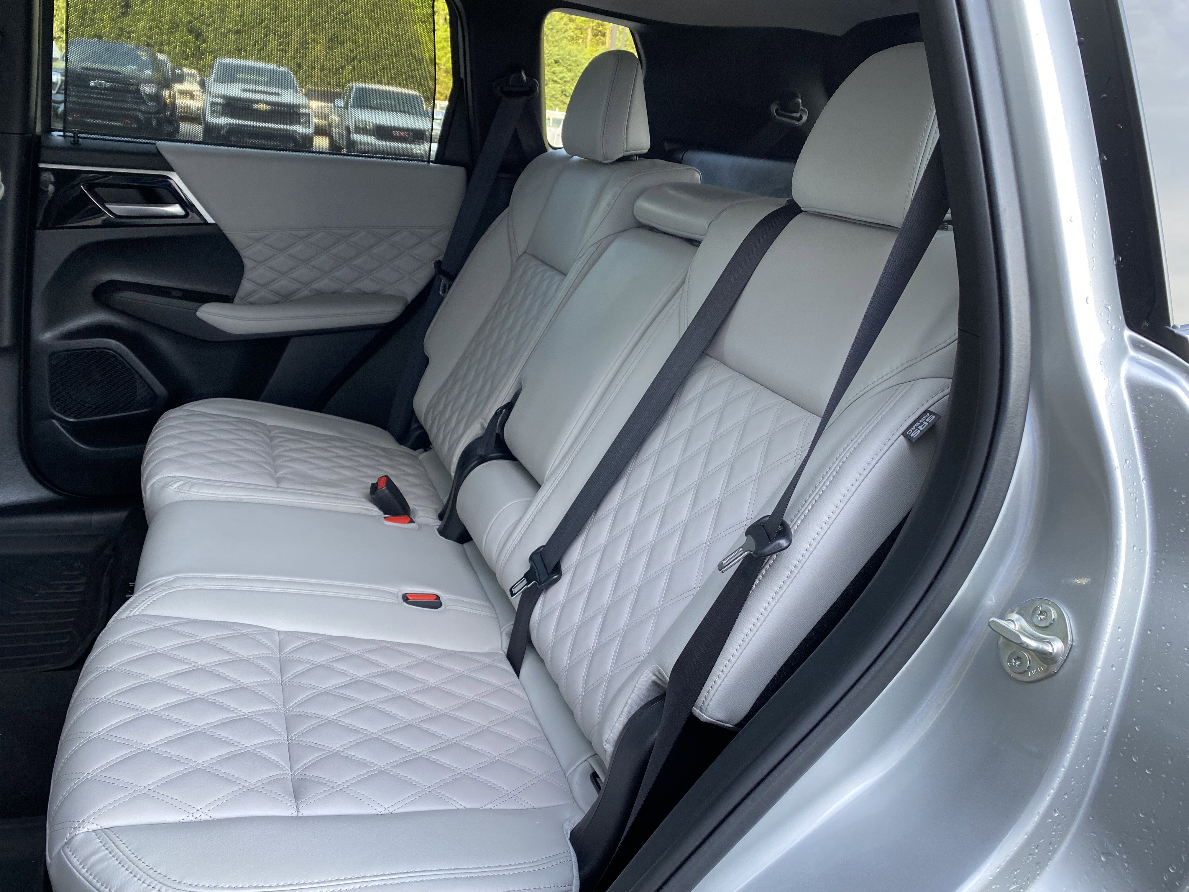 2024 Mitsubishi Outlander 4WD Plug-In Hybrid