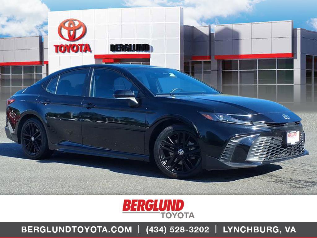 Certified 2025 Toyota Camry SE w/ Convenience Package