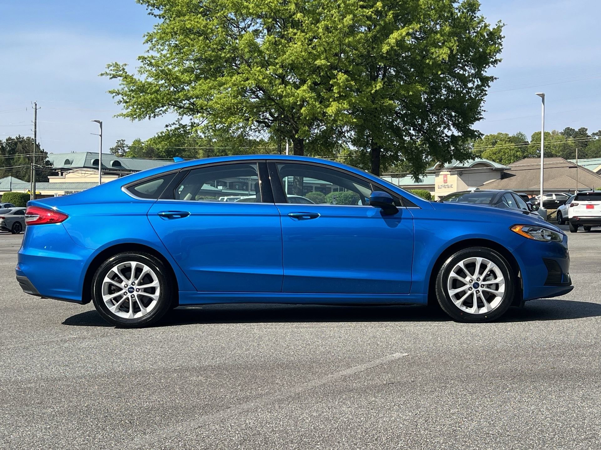 2020 Ford Fusion SE