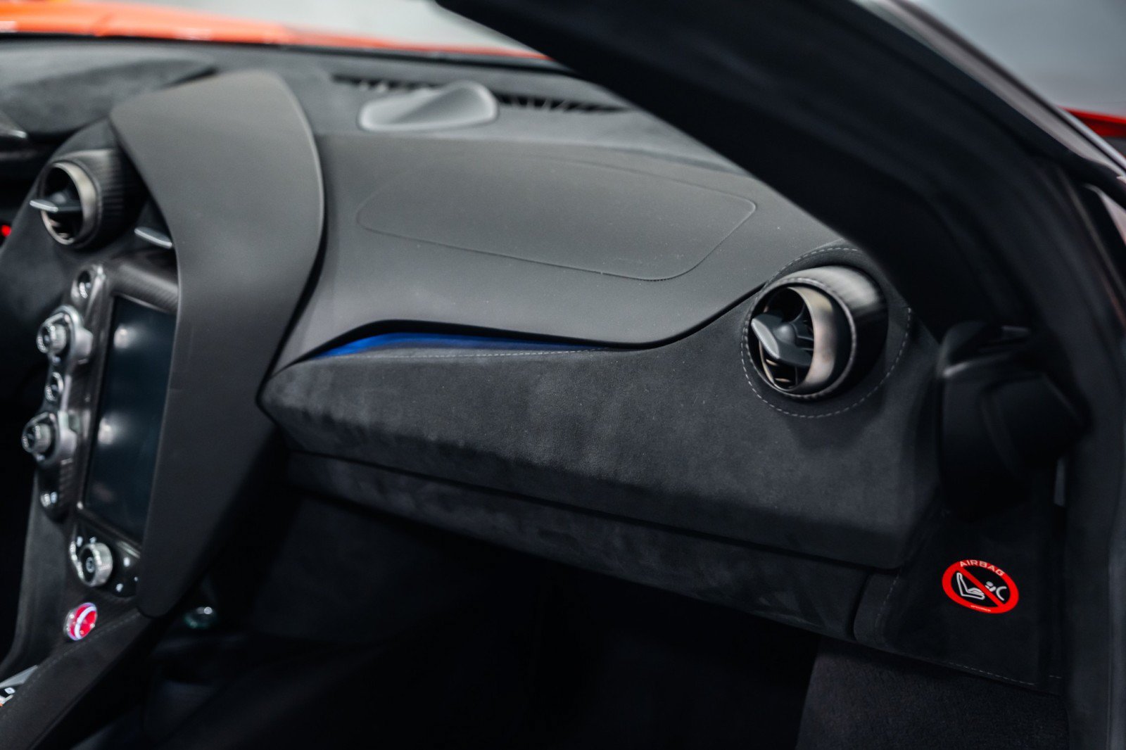 Used 2019 McLaren 720S Performance photo 19