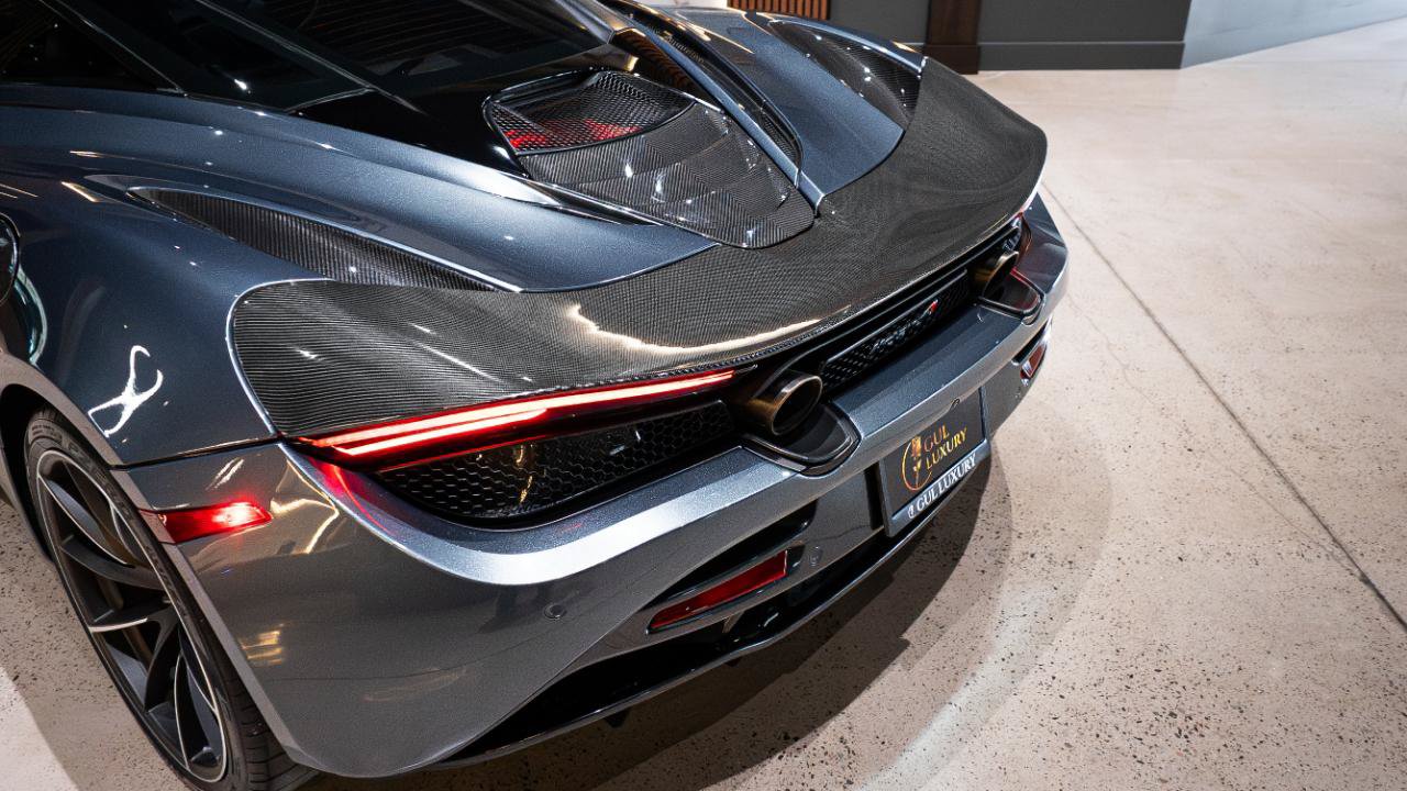 Used 2018 McLaren 720S Luxury photo 35