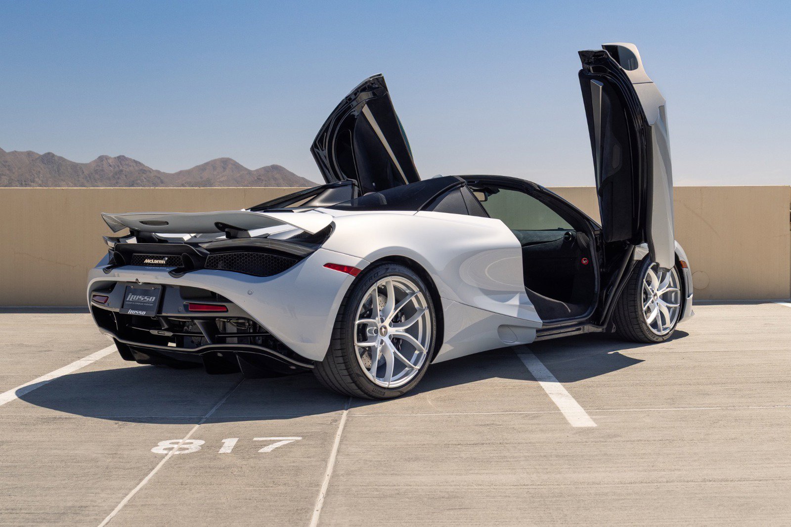 Used 2020 McLaren 720S Spider photo 35