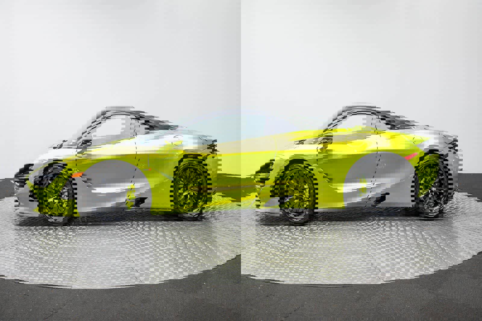 Used 2023 McLaren 720S Performance photo 53