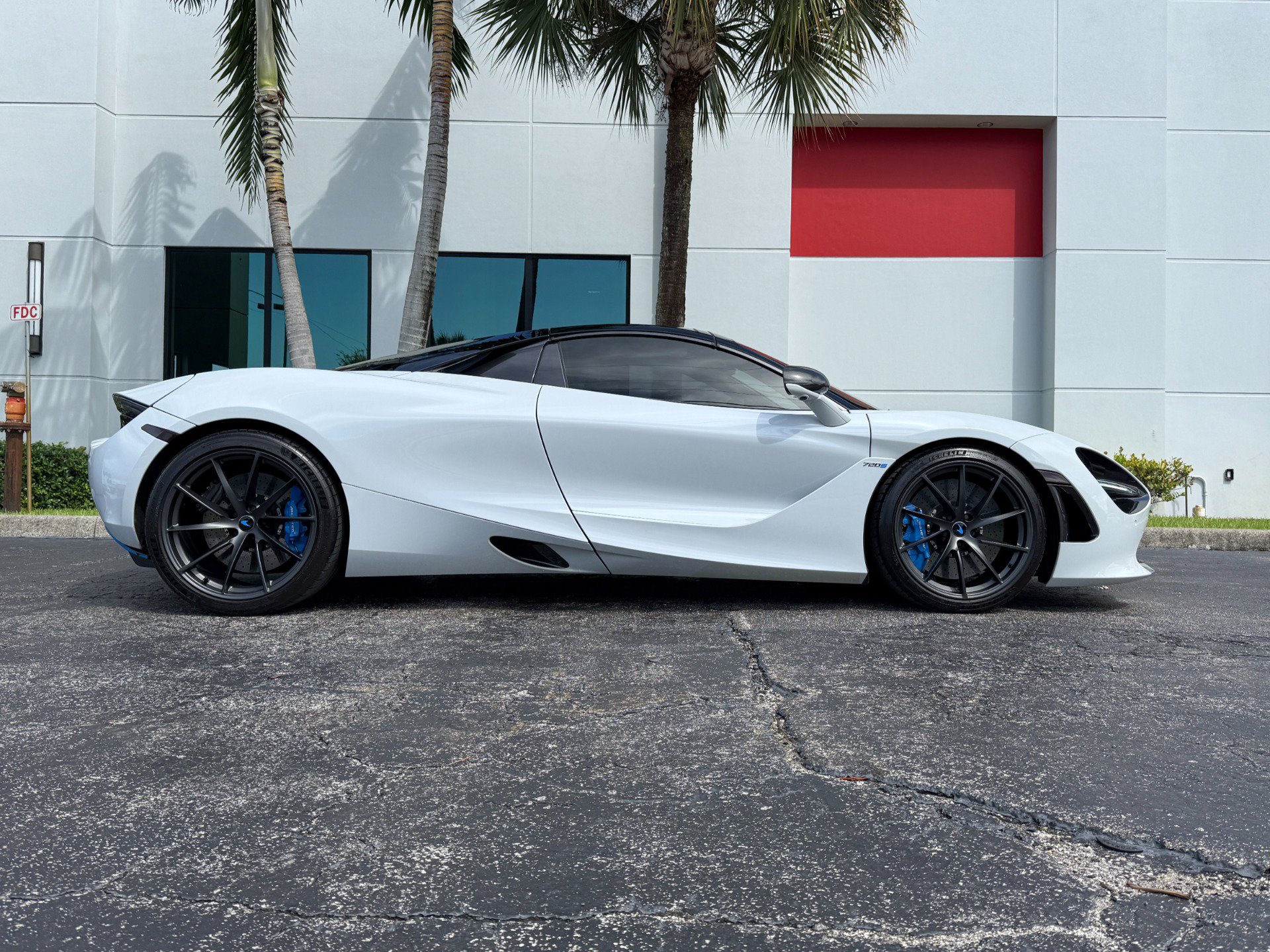 Used 2020 McLaren 720S Luxury photo 38