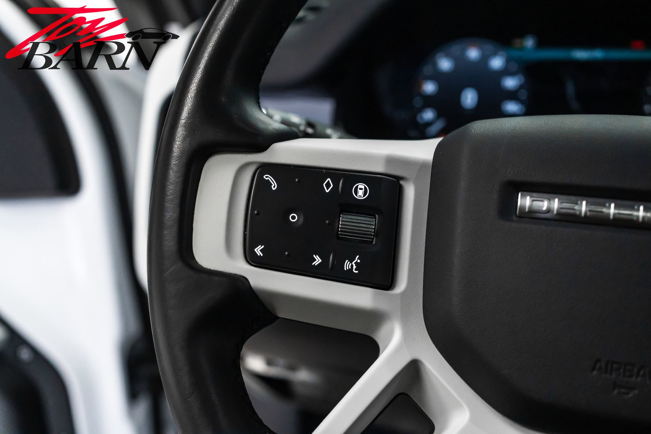 2024 Land Rover Defender 110 S