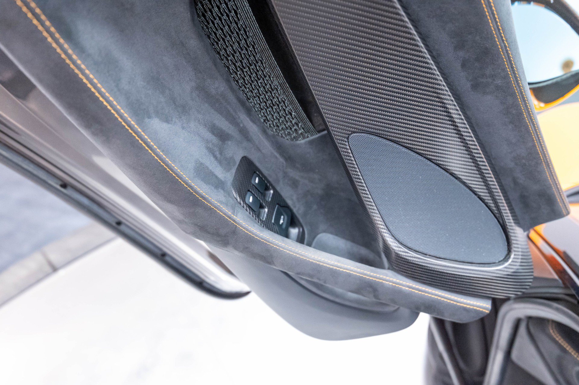 Used 2019 McLaren 600LT photo 6