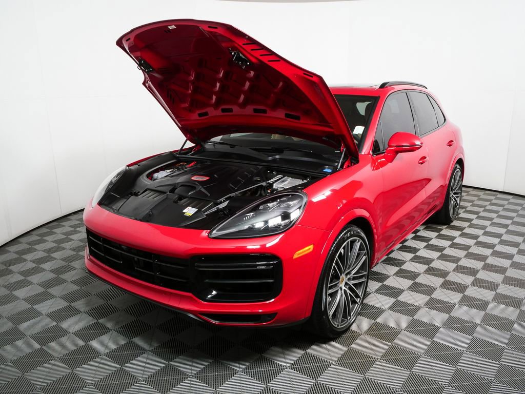 2023 Porsche Cayenne Turbo