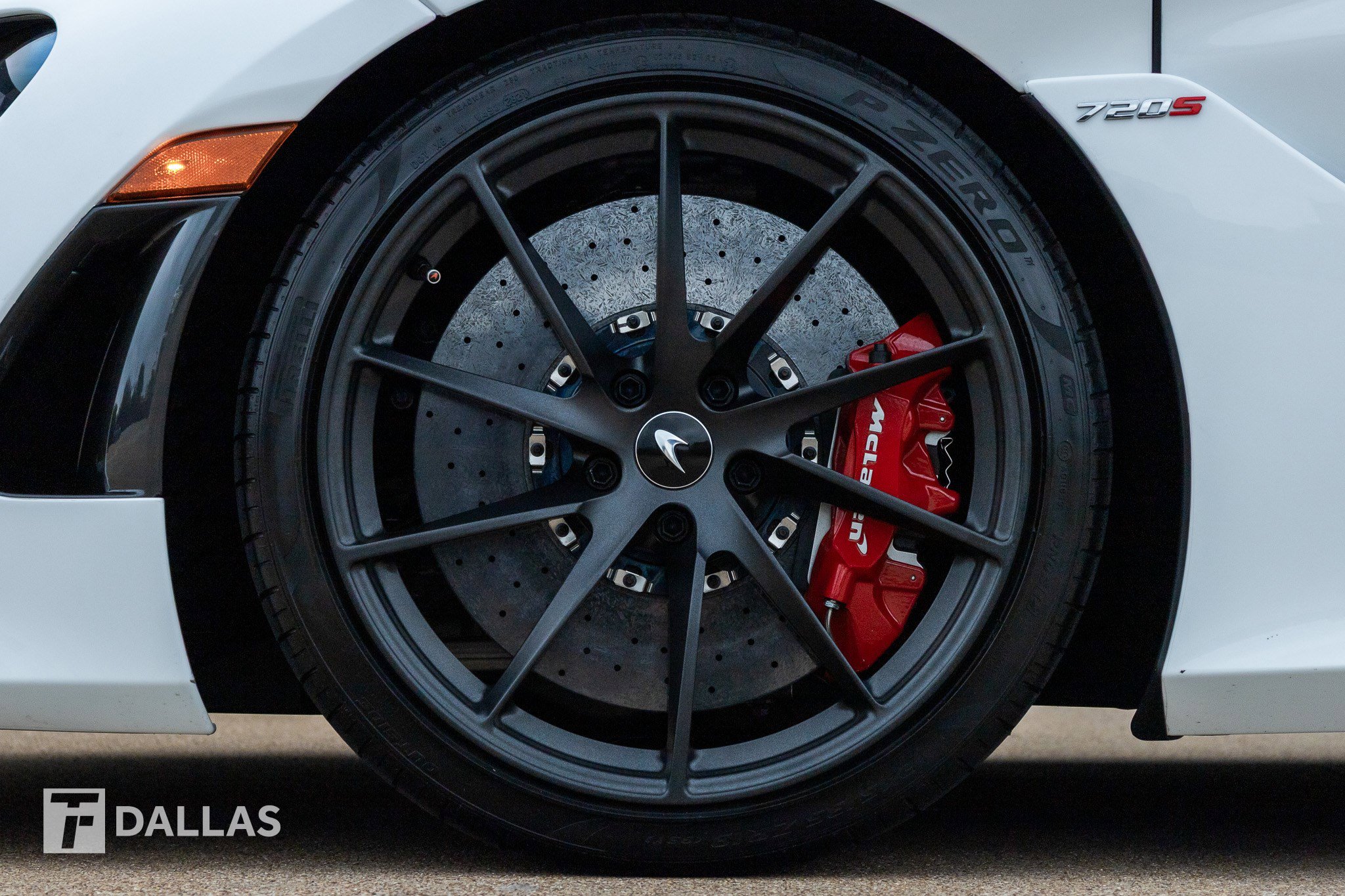 Used 2022 McLaren 720S Performance photo 8