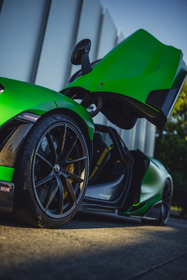 Used 2018 McLaren 720S Performance photo 35