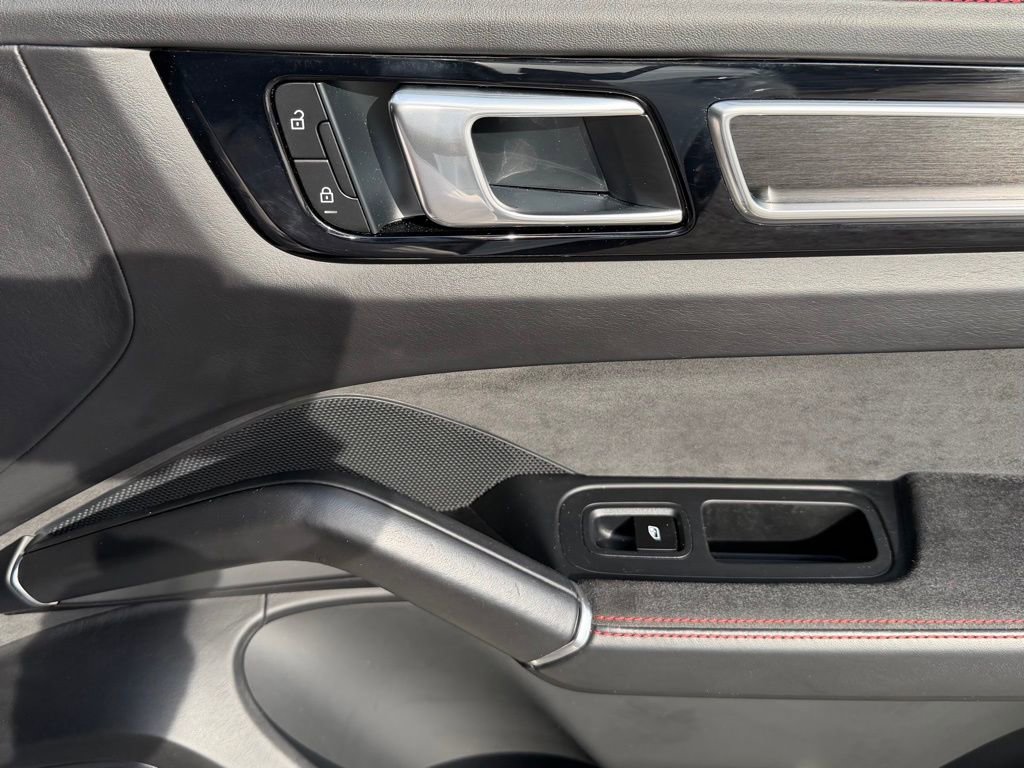 2023 Porsche Cayenne GTS