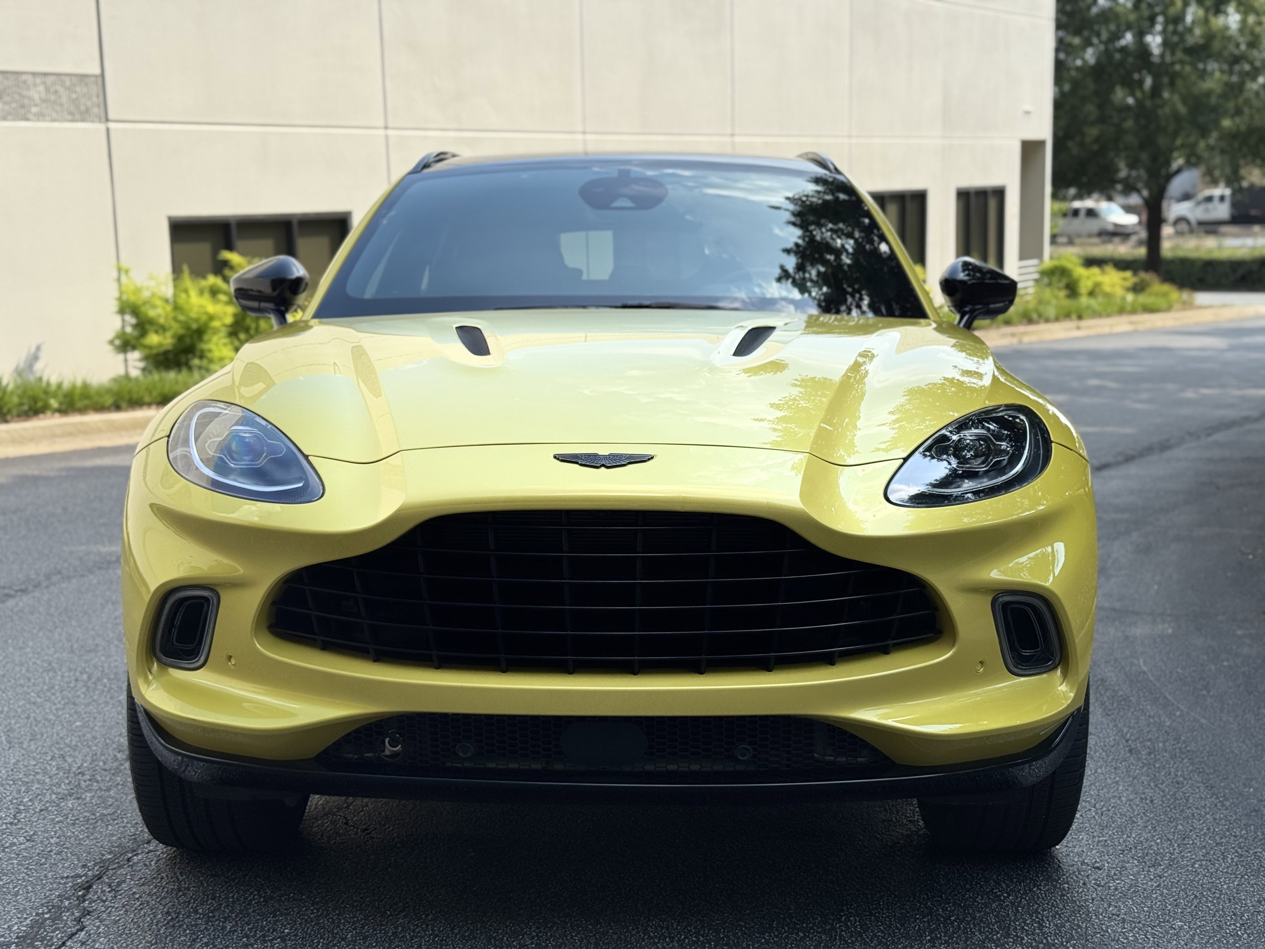 2021 Aston Martin DBX