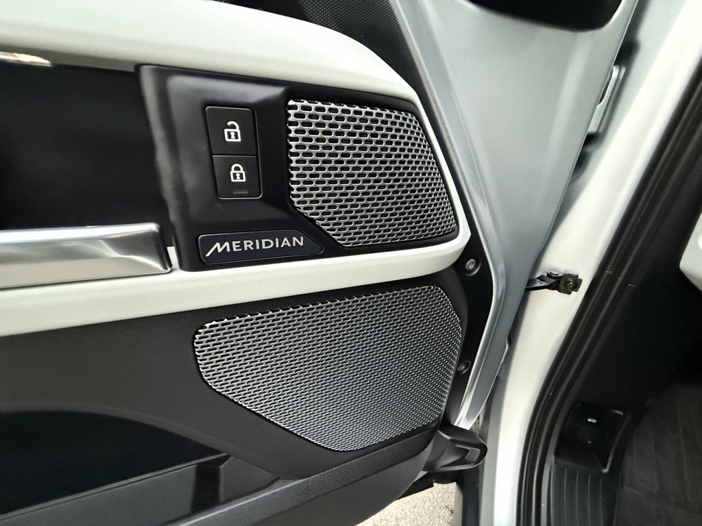 2020 Land Rover Defender 110 First Edition