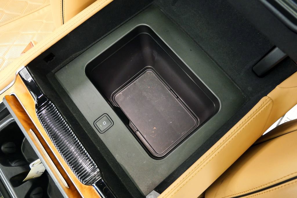 2022 Jeep Grand Wagoneer Series III