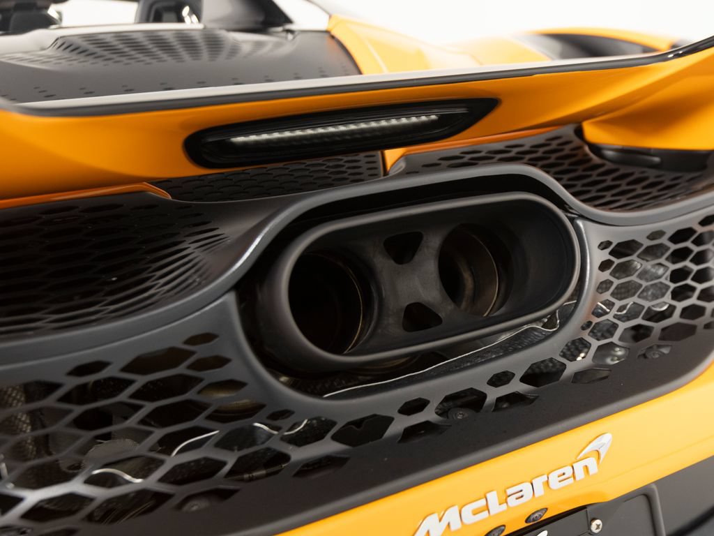 Used 2024 McLaren 750S Spider photo 45
