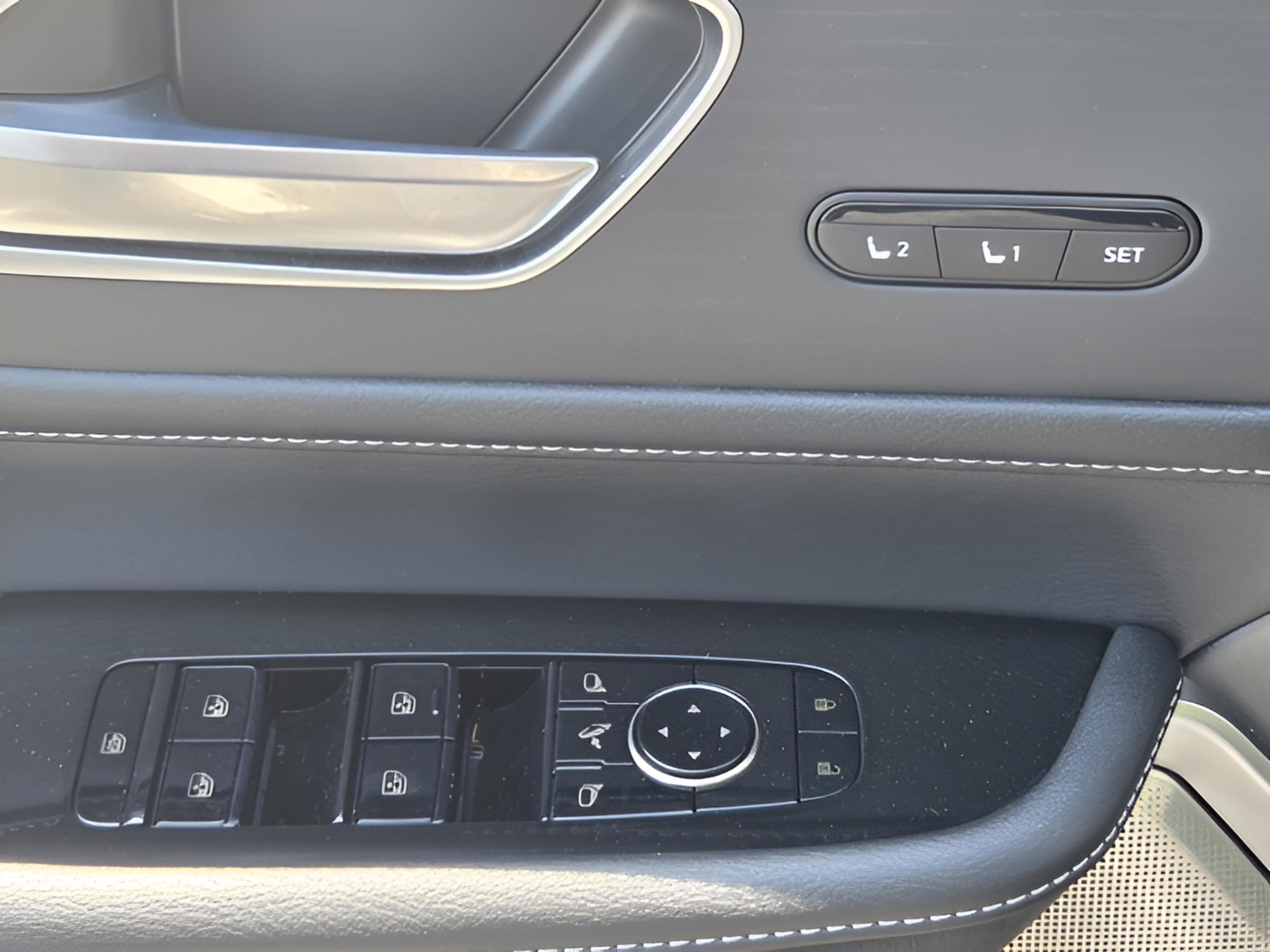 2025 INFINITI Qx80 Sensory