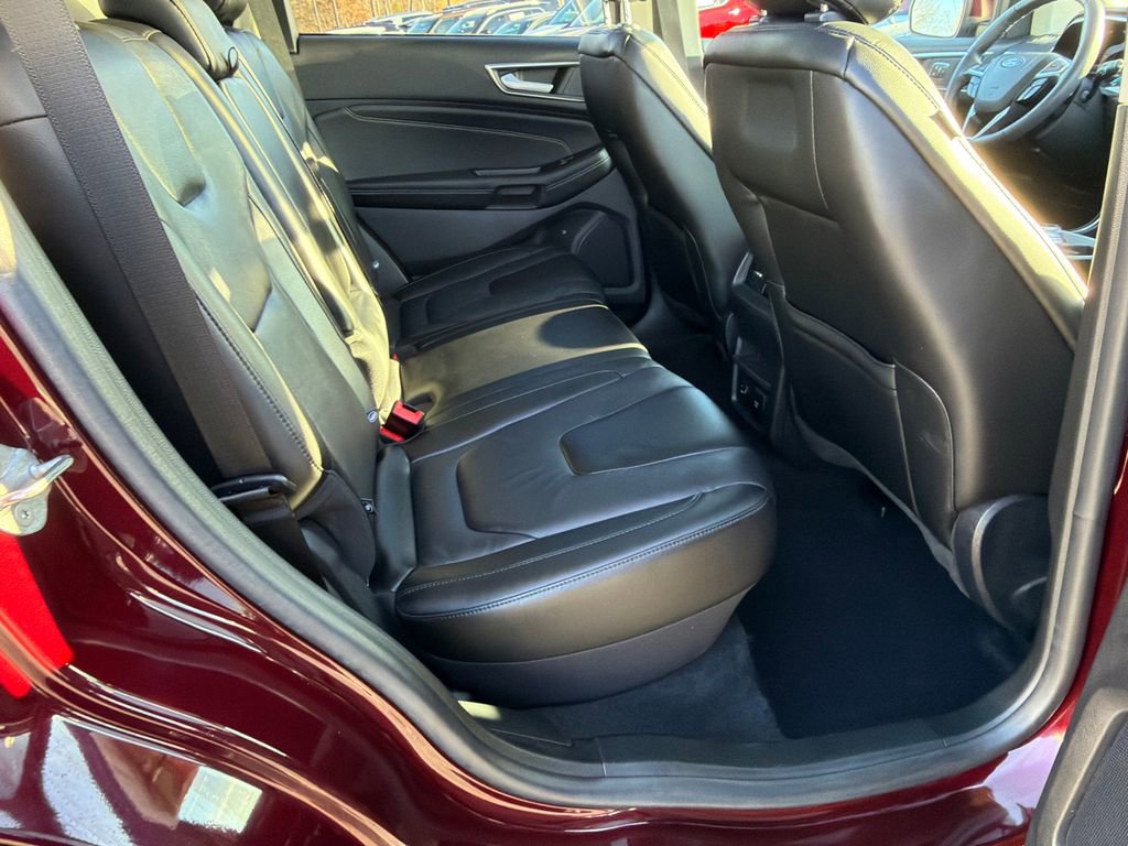 2021 Ford Edge Titanium