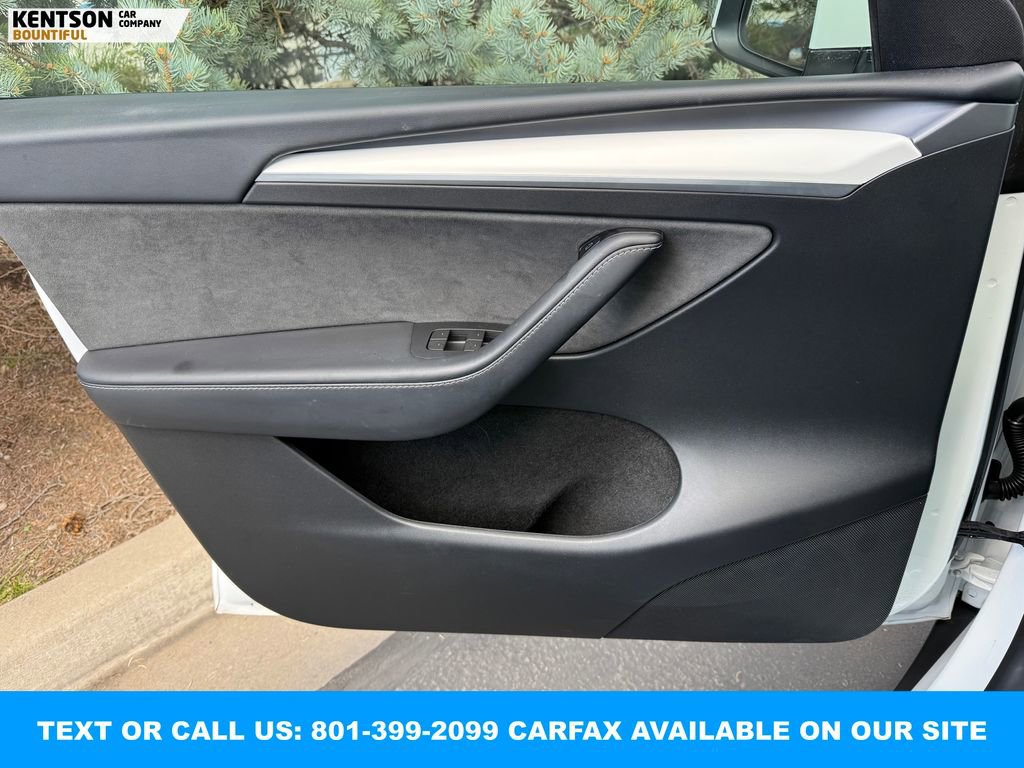 2024 Tesla Model Y Performance