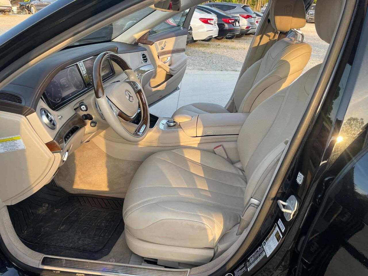 2014 Mercedes-Benz S 550 Sedan